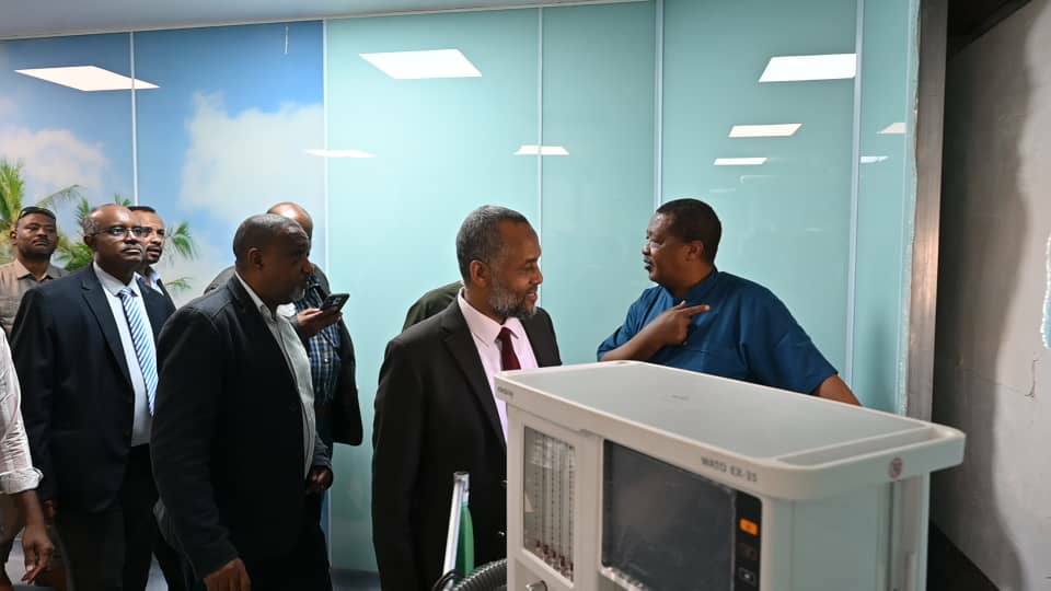 The Federal Minister of Health inspects kidney, oncology, endoscopy, and gastroenterology centers in Gezira State.